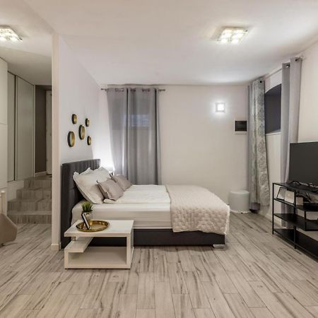 Apartments And Rooms Villa Lina Split Luaran gambar