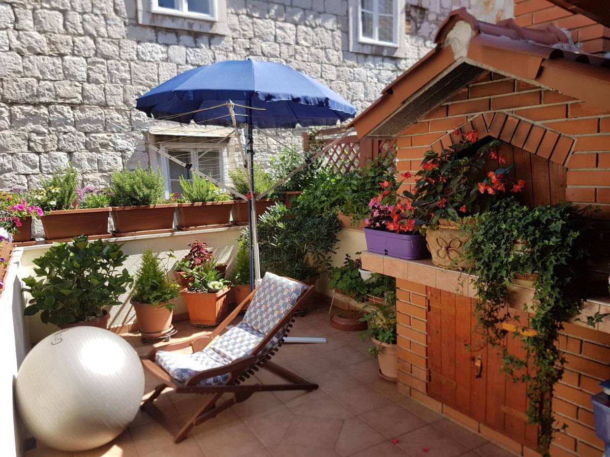 Apartments And Rooms Villa Lina Split Luaran gambar