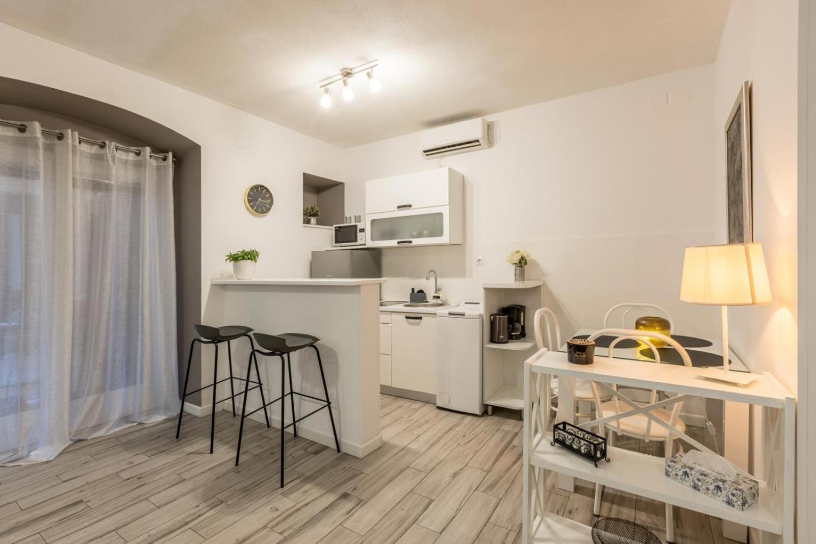 Apartments And Rooms Villa Lina Split Luaran gambar