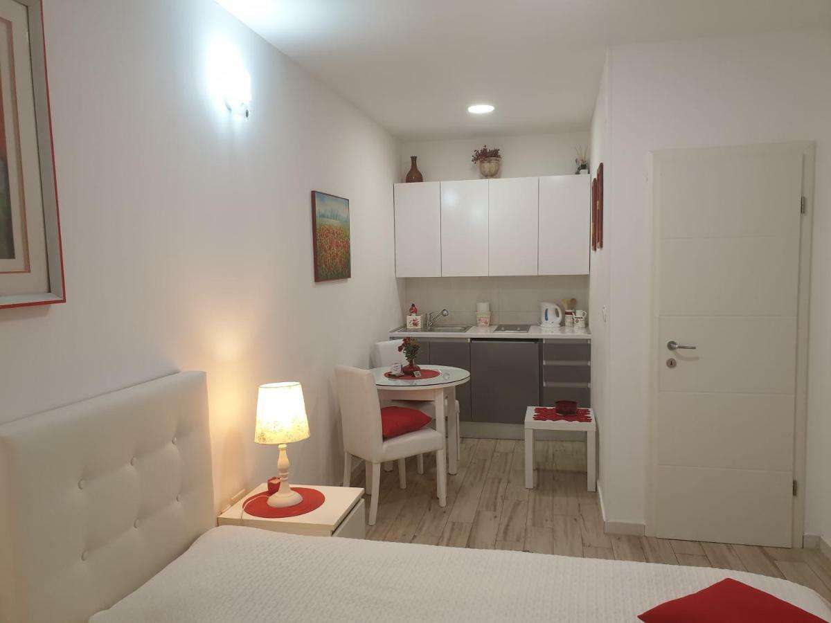 Apartments And Rooms Villa Lina Split Luaran gambar
