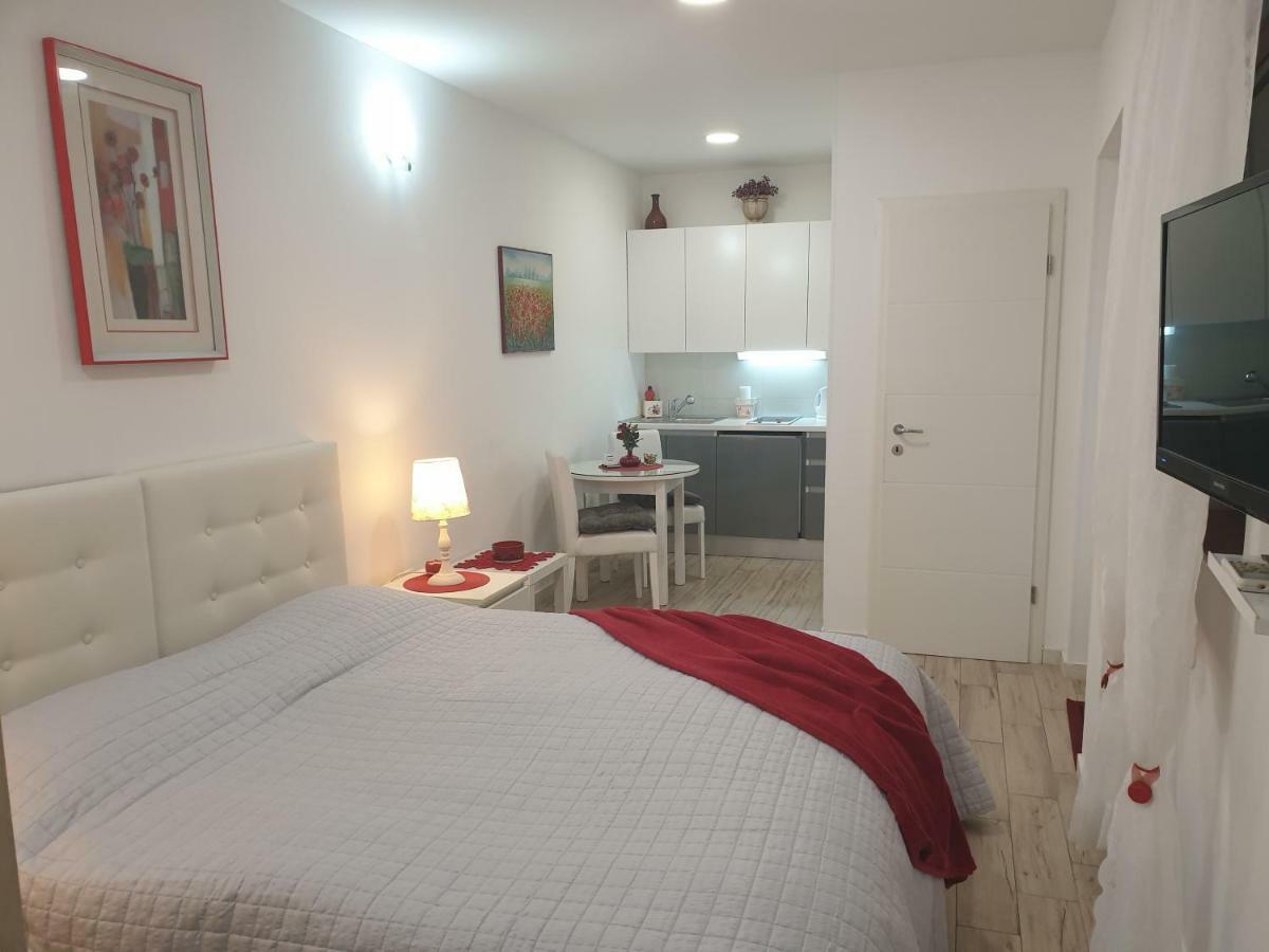 Apartments And Rooms Villa Lina Split Luaran gambar